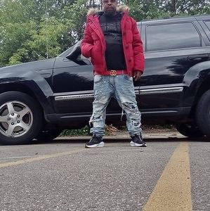 Meet your Posher, Larry